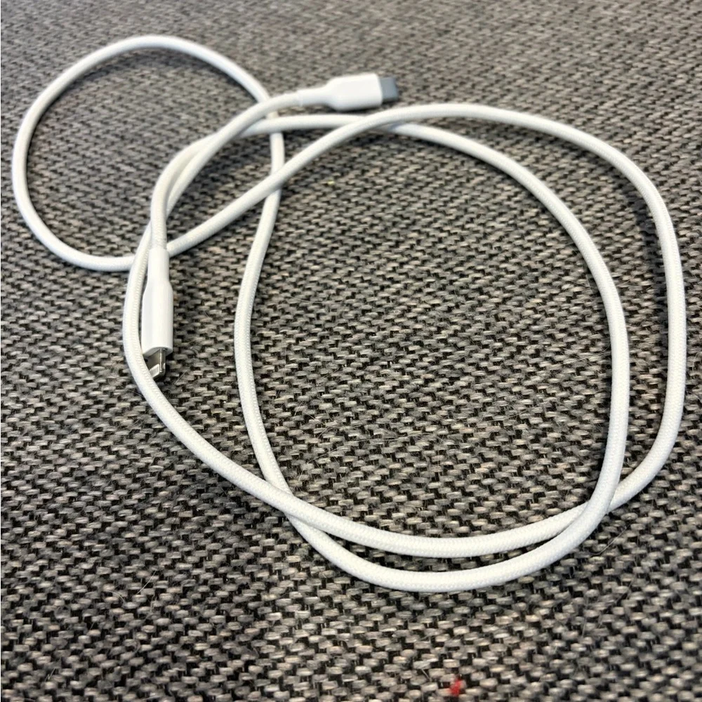 Apple USB-C To Lightning Cable